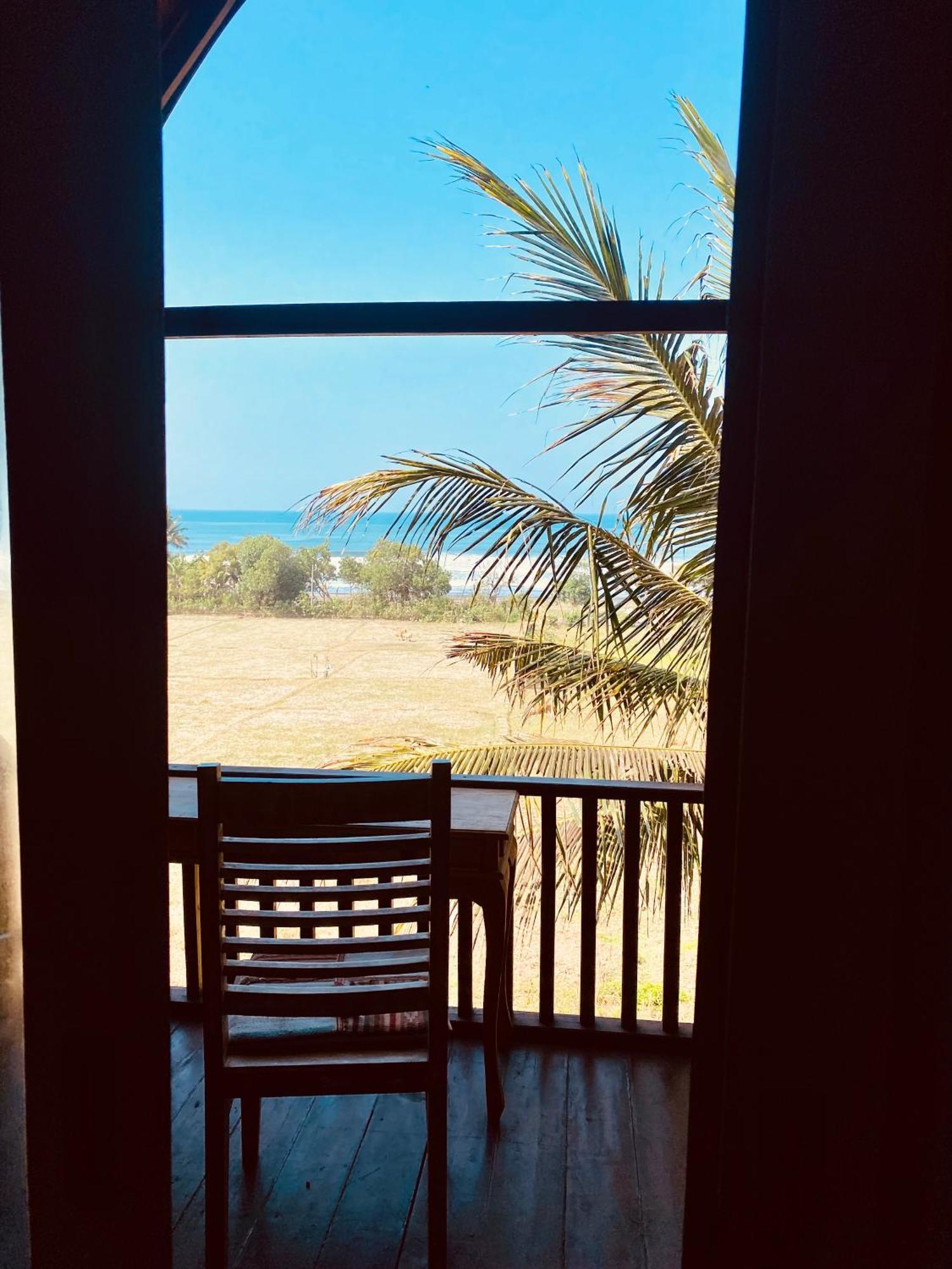 Airsatang Dikaloha Surfschool And Stay מראה חיצוני תמונה